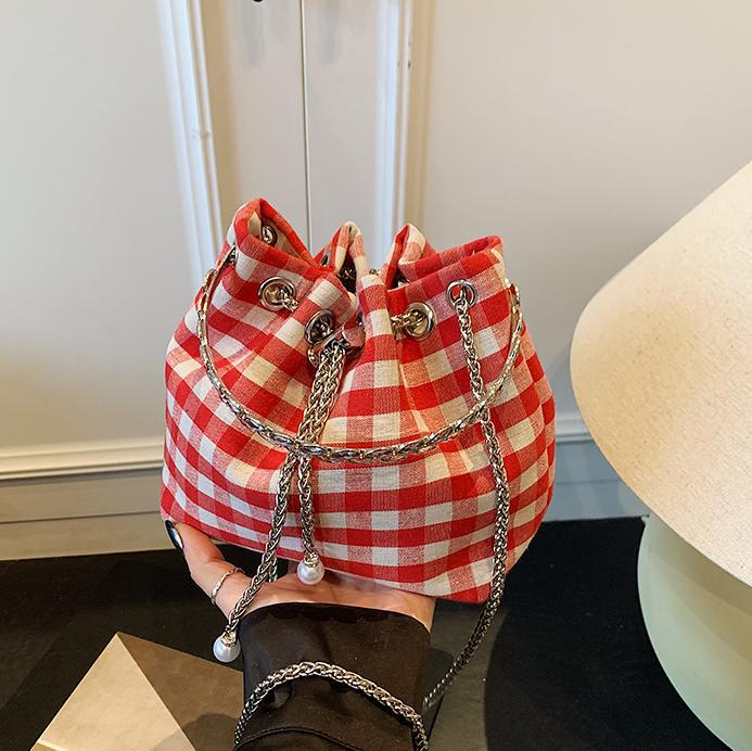 Bolso de cubo de lona a cuadros popular de este año bolso de hombro con cadena de estilo nuevo para mujer 2025 bolso de mensajero versátil de moda