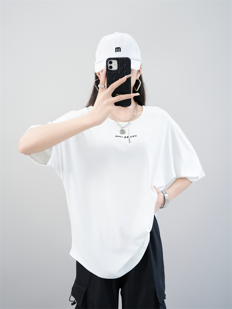 흰색 느긋한 반소매, 재고