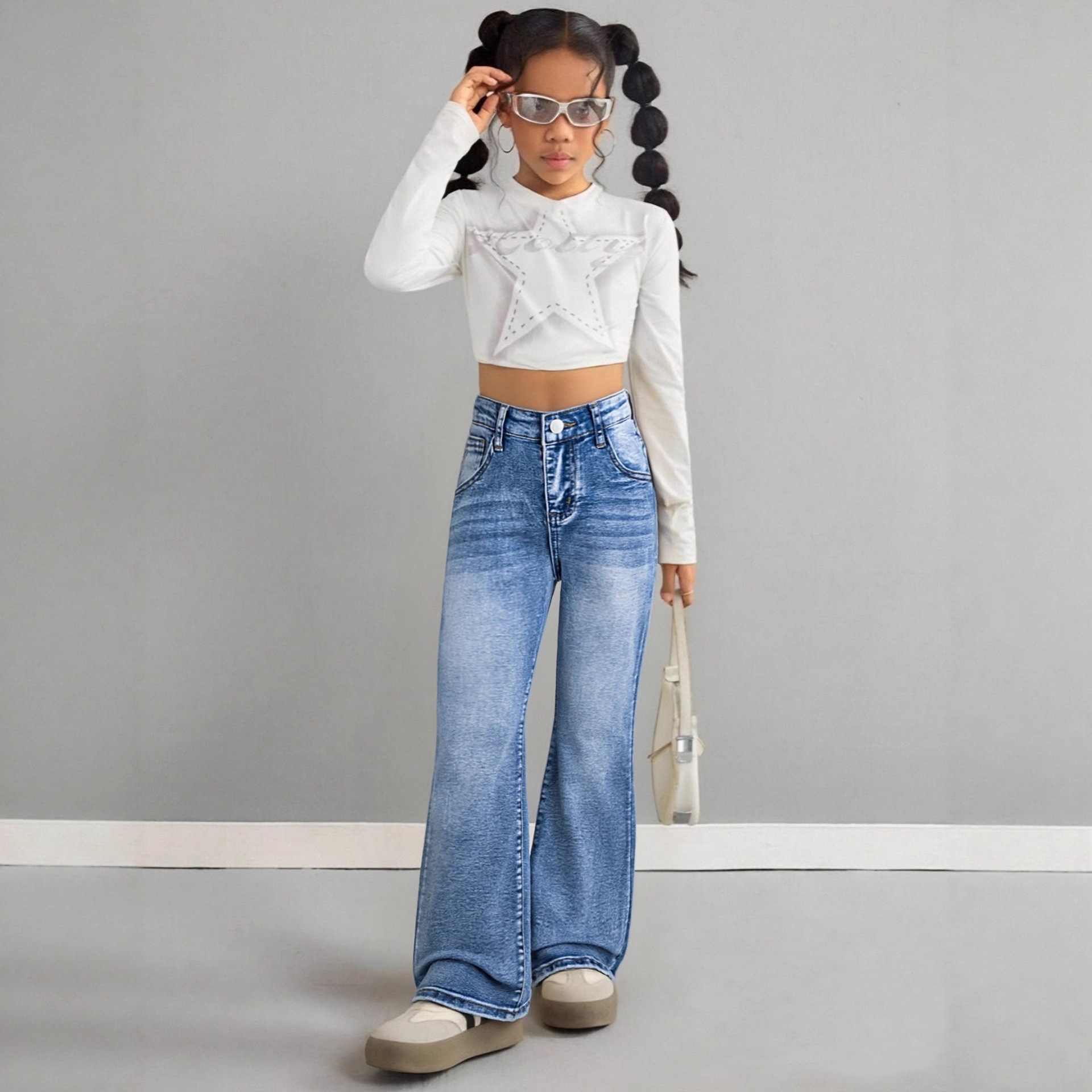 外贸童装牛仔裤批发四季款儿童弹力牛仔喇叭裤儿童星星水钻牛长裤