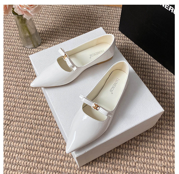 Giày búp bê nữ mũi nhọn khóa vàng nơ nhỏ, đế bằng gót thấp 1–3 cm — Trắng, màu đen chi tiết 16