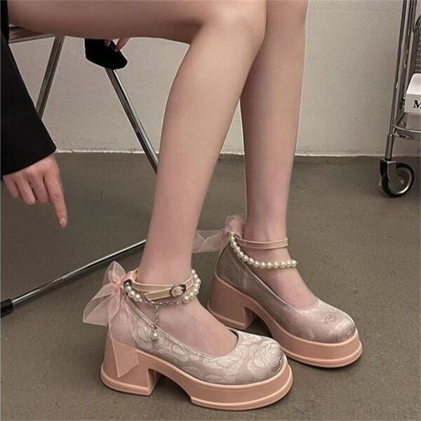 Autumn high heels