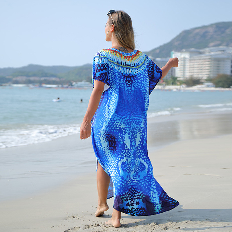 Europa y América poliéster leopardo posicionamiento impresión más tamaño playa vestido vacaciones traje bikini protección solar camisa 5D60