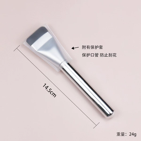 One-line foundation brush