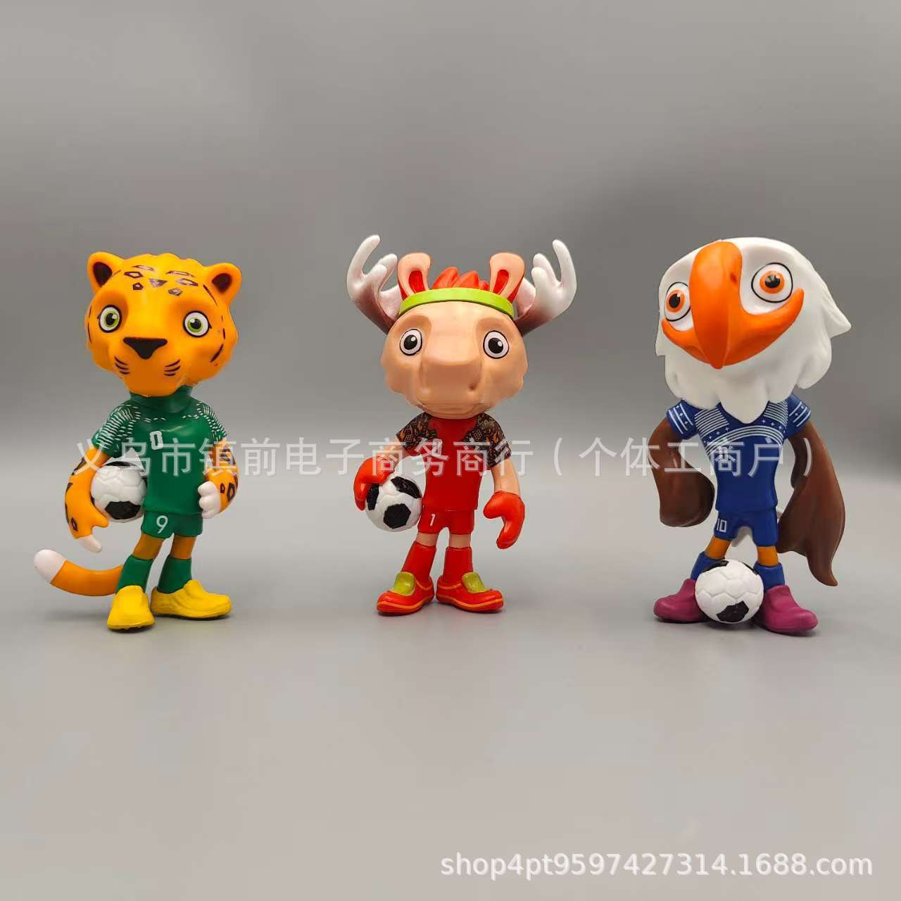 世界杯足球明星手办公仔摆件吉祥物踢足球家居摆件玩具批发