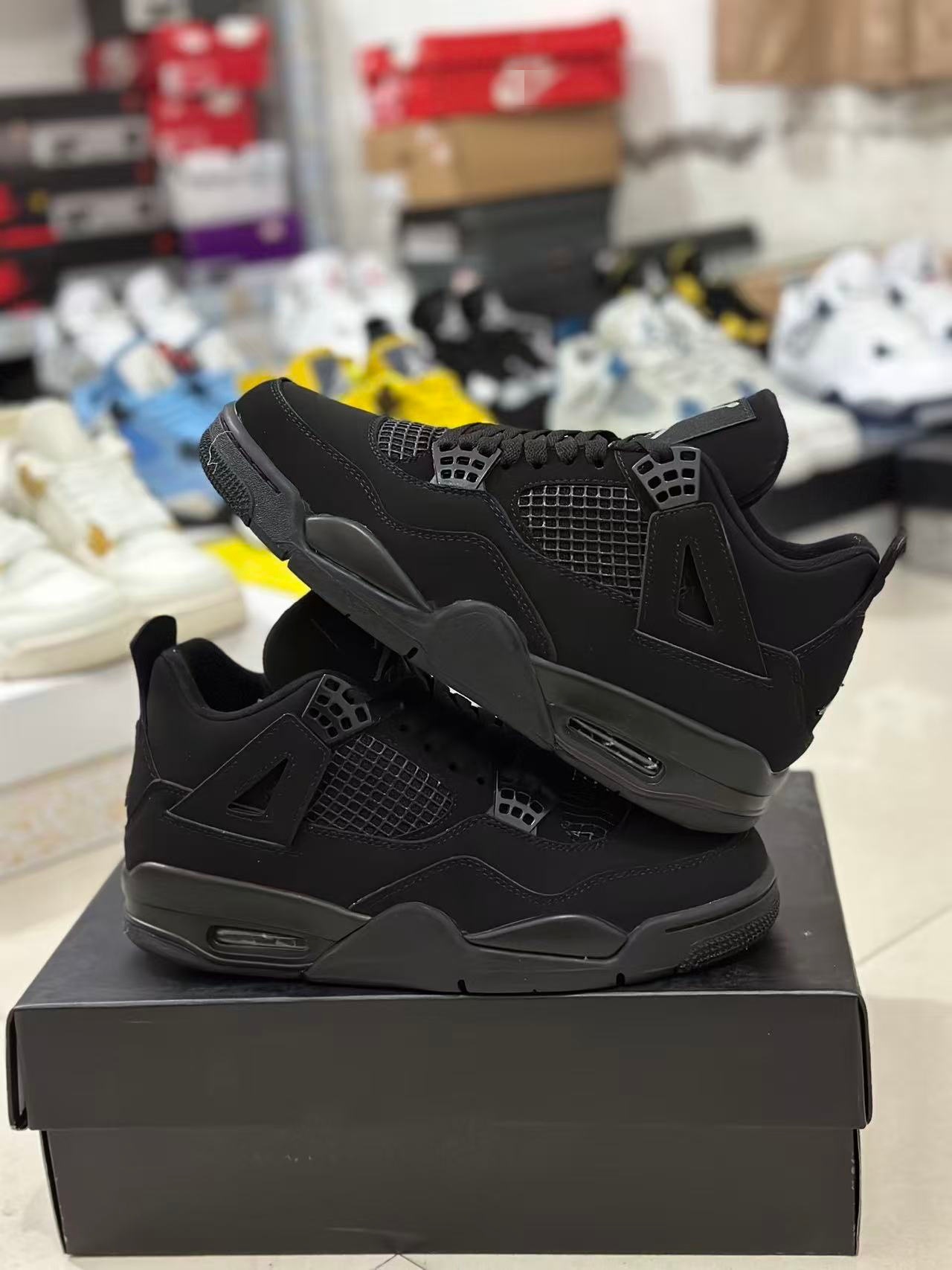 Pure original AJ4 zapatos de baloncesto Joe4 clásicos de cemento blanco negro amarillo eléctrico femenino para ayudar a hombres y mujeres zapatos de baloncesto Pitian