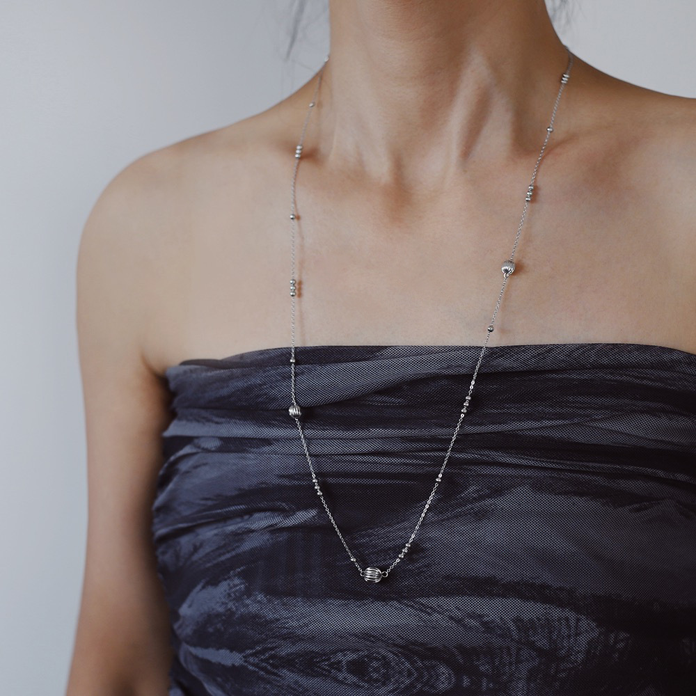 Model Show Lantern Ball Beaded Stainless Steel Necklace