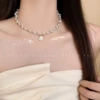 Французское колье с камелией