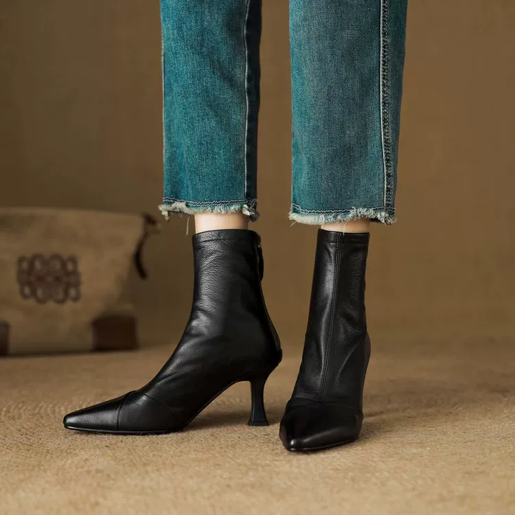 Короткие сапоги дети с заостренным каблуком из овечьей шкуры 2024 новый осенний и зимний супер огонь