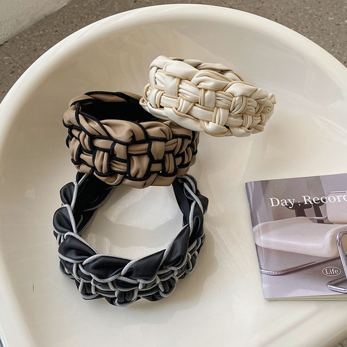 New Fall/Winter Collection: Faux Leather, Braided Wide-Edge Hairband – Premium Look, Perfect for Washing Your Face, Chanel-Style Plaid Hair Loop Headband – Wholesale Price