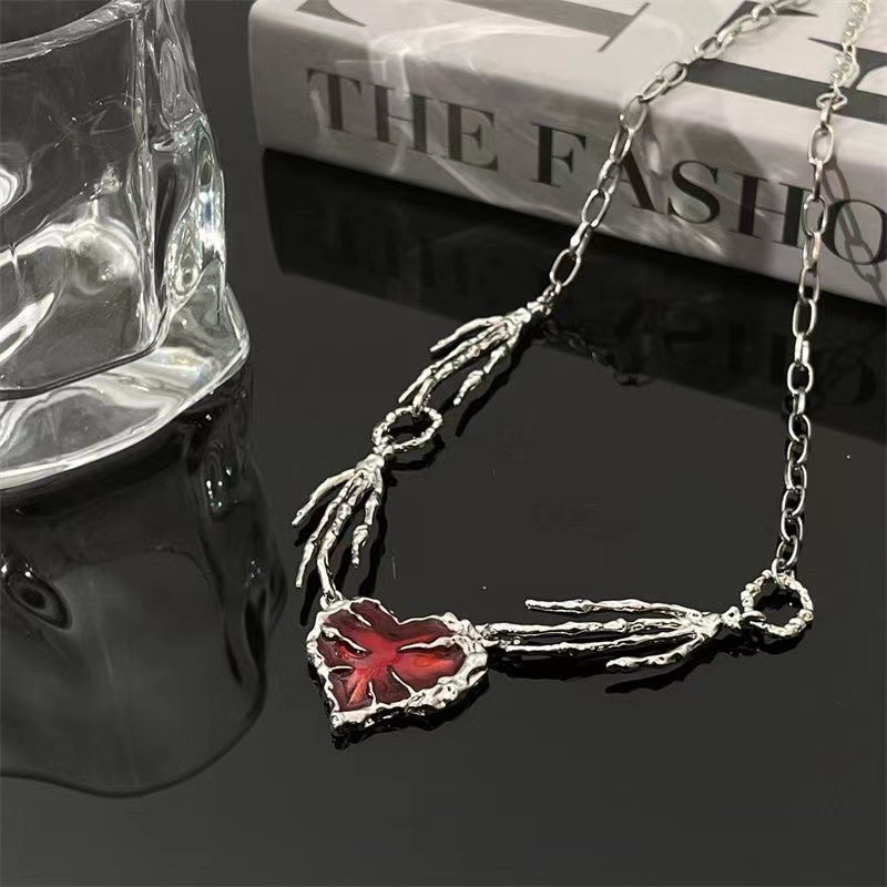 Hip-hop Retro Heart Shape Alloy Wholesale Pendant Necklace display picture 2