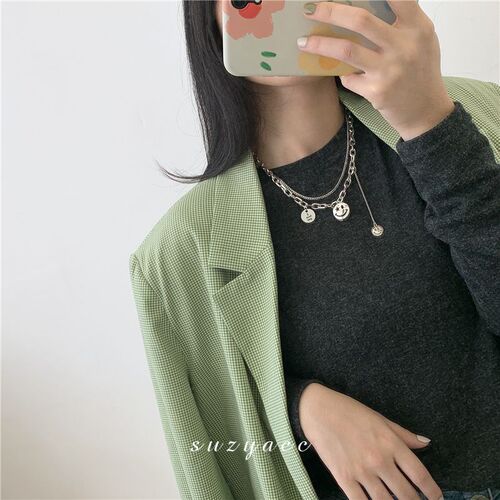 Titanium steel smiling pendant set of three, double-layer stacking necklace for men and women, light luxury, Instagram influencer fashion, personalized choker necklace