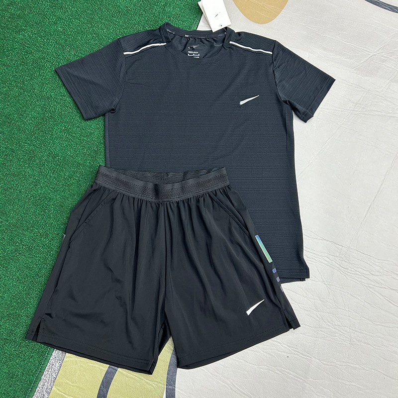 Tendencia de entrenamiento, carrera, fitness, malla, camiseta de secado rápido, elástica, comercio exterior, malla ligera, hombre