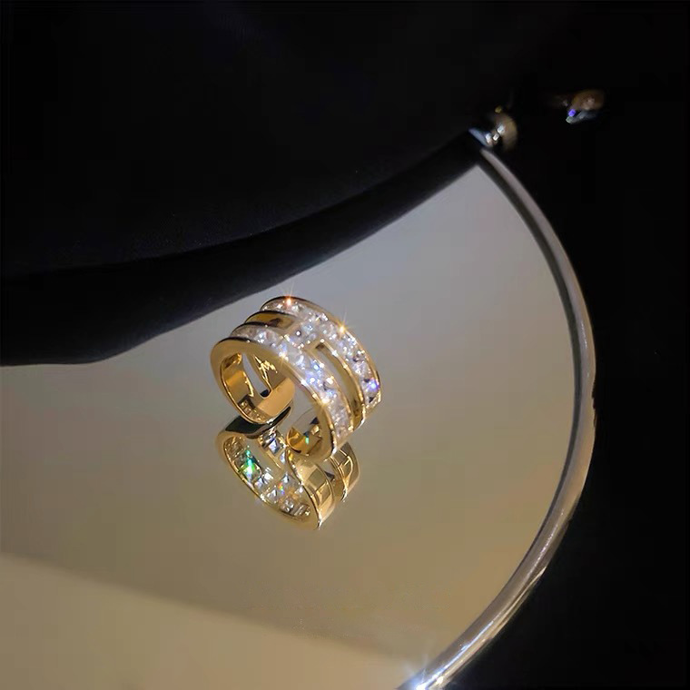 Modern Style Heart Shape Metal Plating Zircon Womenu0027S Rings 1 Piece