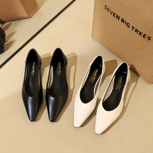 2317 European and American style sexy hollow out low heeled women's shoes with pointed shallow mouth, comfortable P