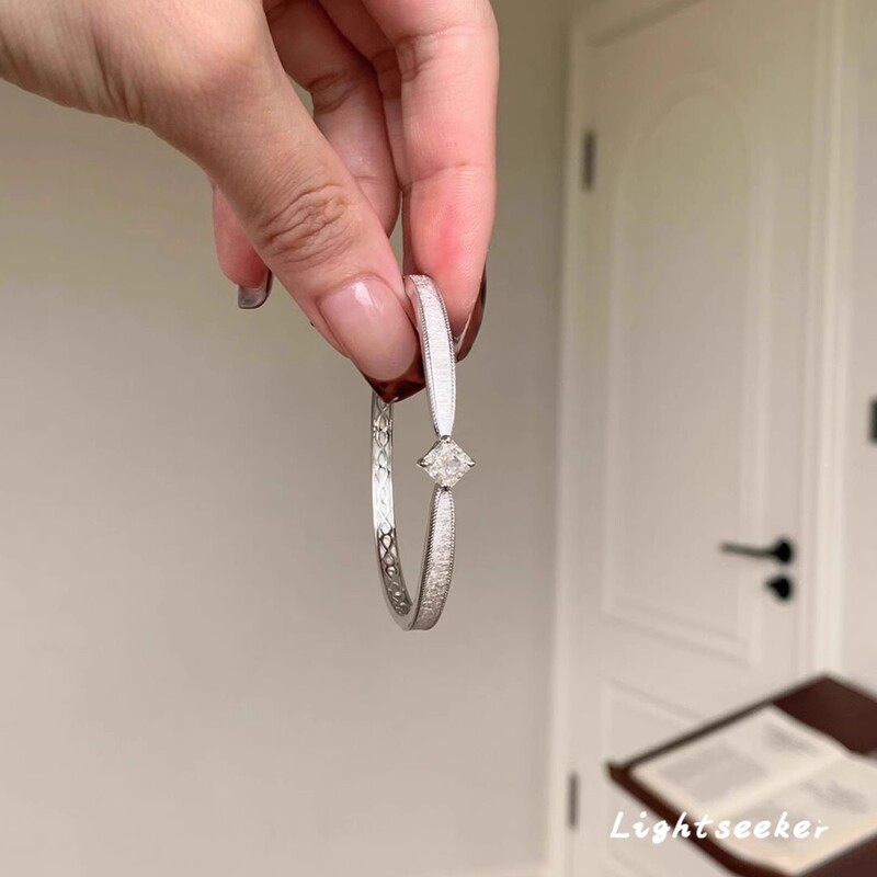 Sparkling Sugar Cube Brushed Bracelet for Women 2025 New High-Value Versatile Bangle Light Luxury Niche Exquisite Jewelry