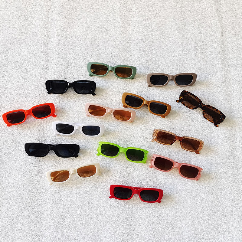 Ins gafas de sol retro para niños personalidad estilo occidental estilo cóncavo fotos decorativas gafas de sol de montura cuadrada para bebé