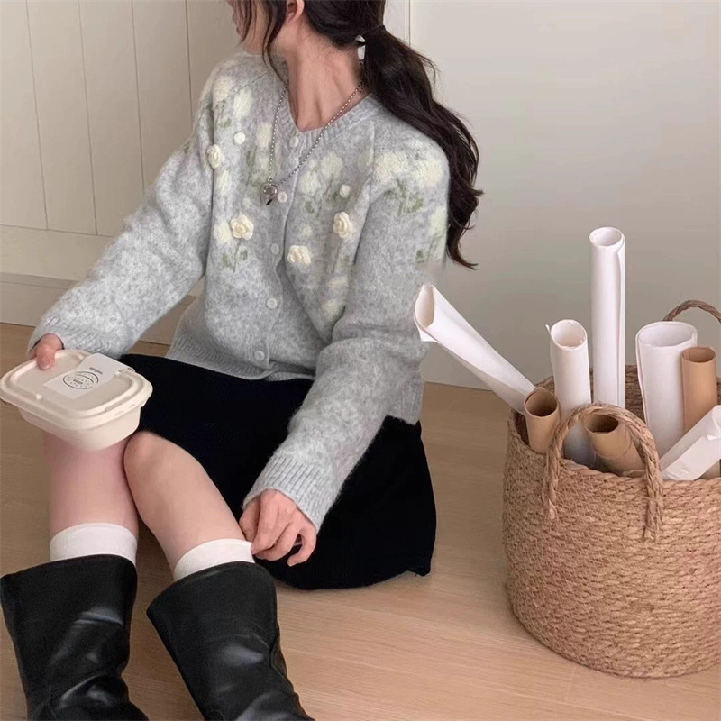 YS韩系花朵软糯毛衣外套女秋冬新款甜美风宽松显瘦圆领针织开衫|undefined