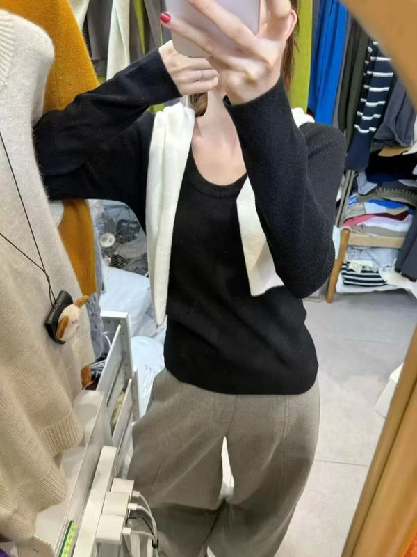 U领针织衫女内搭2025秋季新品修身显瘦露锁骨长袖上衣时尚打底衫|undefined