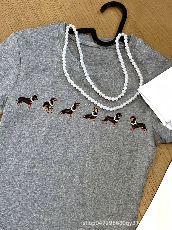 ジェニーと同じスタイルのダックスフント子犬右肩半袖Tシャツレディース2025年夏新作スリムショートホットガールトップ|undefined