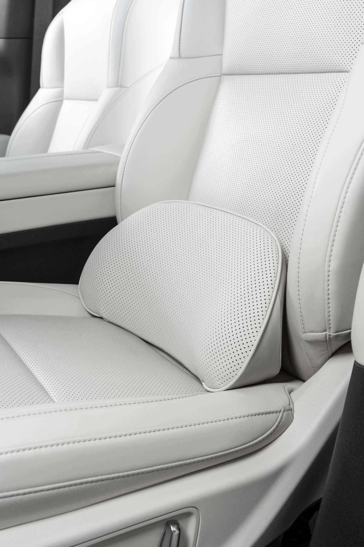 High-Quality Car Lumbar Support Cushion for Mercedes-Benz, Aito, and Li Auto, Driver's Seat Support, Memory Foam Cushion, Breathable