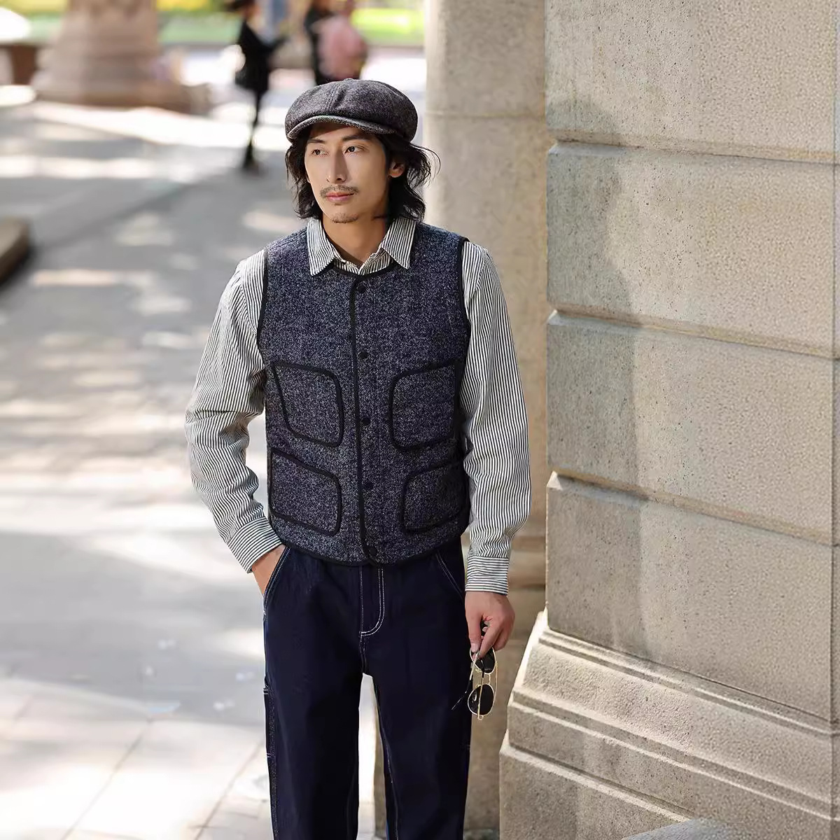 OKONKWO chaqueta de playa de marrón Chaleco de lana gruesa de cuello redondo multi-Bolsa de doble capa de lana chaleco