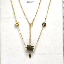 和田玉项饰;金属工艺品;其他黄金饰品
