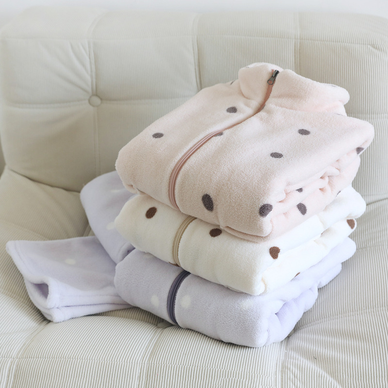 Women's fleece loungewear set for spring, autumn, and winter, with fleece lining, long sleeves, long pants, and zipper Women's fleece loungewear set for spring, autumn, and winter, with fleece lining, long sleeves, long pants, and zipper