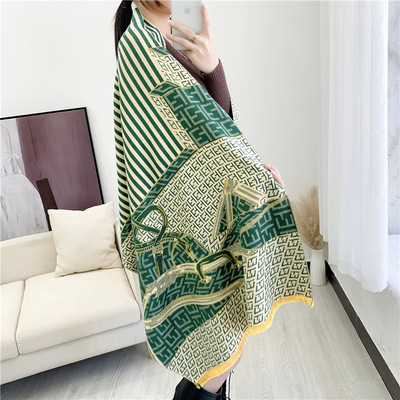 2021新款字母包包羊絨圍巾冬季加厚歐美女士保暖披肩禮品雙面圍巾