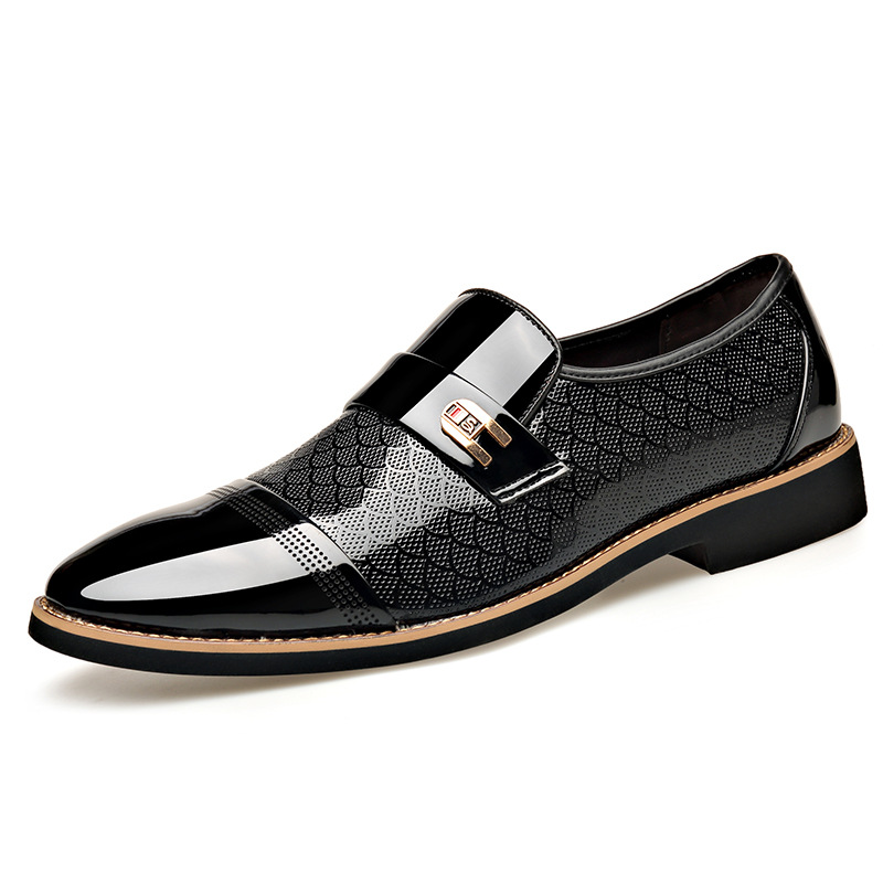2025 zapatos de cuero transfronterizos de hombre otoño y invierno ropa de negocios de punta zapatos de boda de un solo pie traje de novio image 6