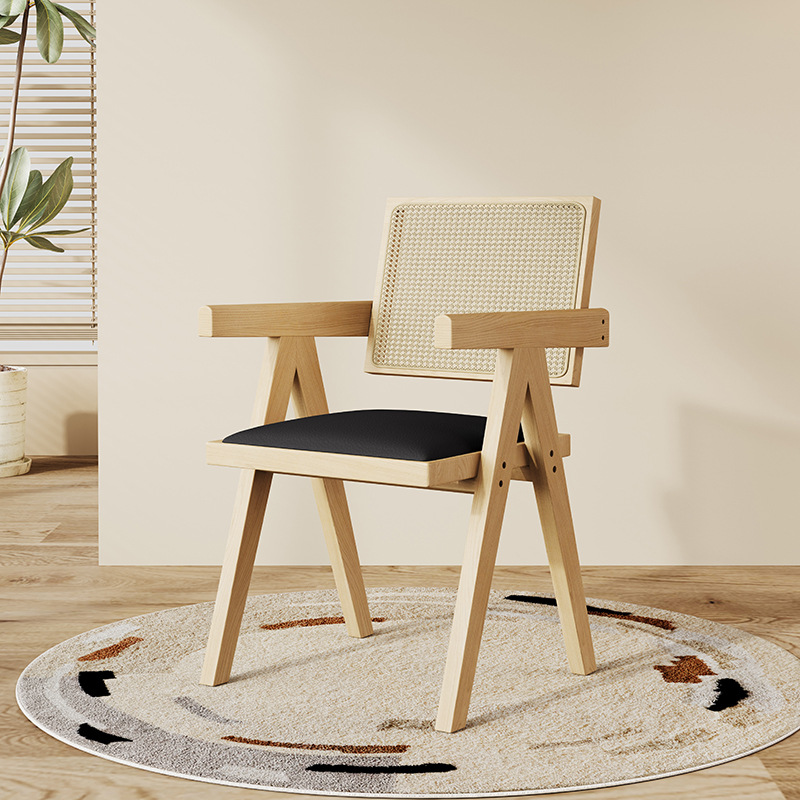 Sillas de comedor de madera maciza sillas medievales nórdicas con reposabrazos sillas K sillas de caña domésticas sillas de caña Chandigarh