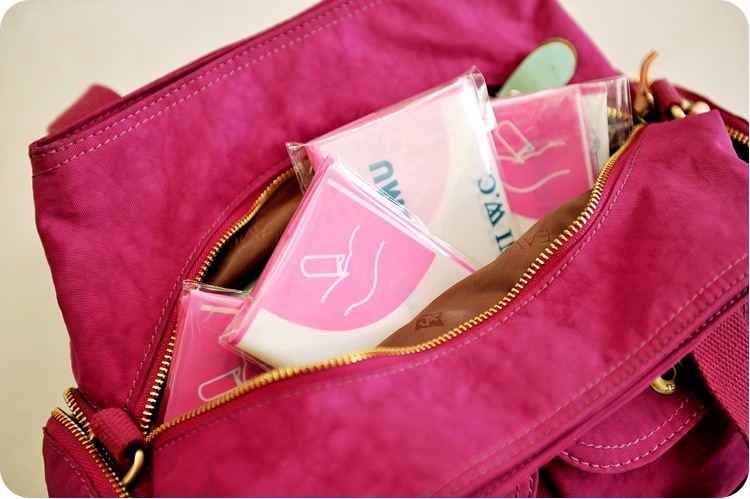 Leak-proof portable emergency urine bag folding car baby urinal children's travel lady standing urinal