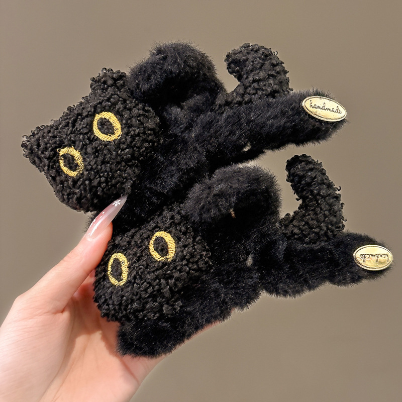Adorable gato negro pegando clip de cabello de peluche de otoño y invierno mujer cabeza trasera de cabello de tiburón clip de cabello de cabello tarjeta de cabello