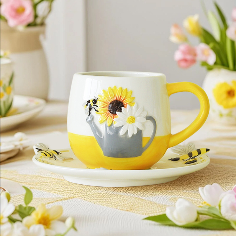 Pinpin Taza de café Taza de cerámica Juego de taza de cerámica de alto valor Té de la tarde Regalo de mano para niñas al por mayor