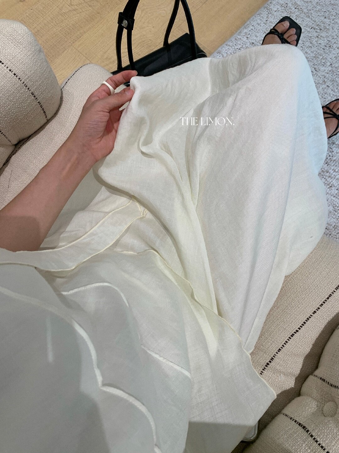 Bộ áo hai dây kết hợp chân váy midi nữ tính chất tơ tằm phong cách Hàn Quốc — màu cam, màu mơ chi tiết 26