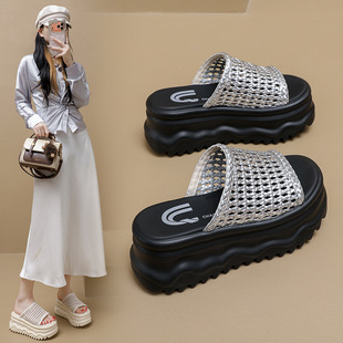 8cm������߾���һ����ЬŮ���⴩2026�¿�r����ȹ��ɳ������Ь
