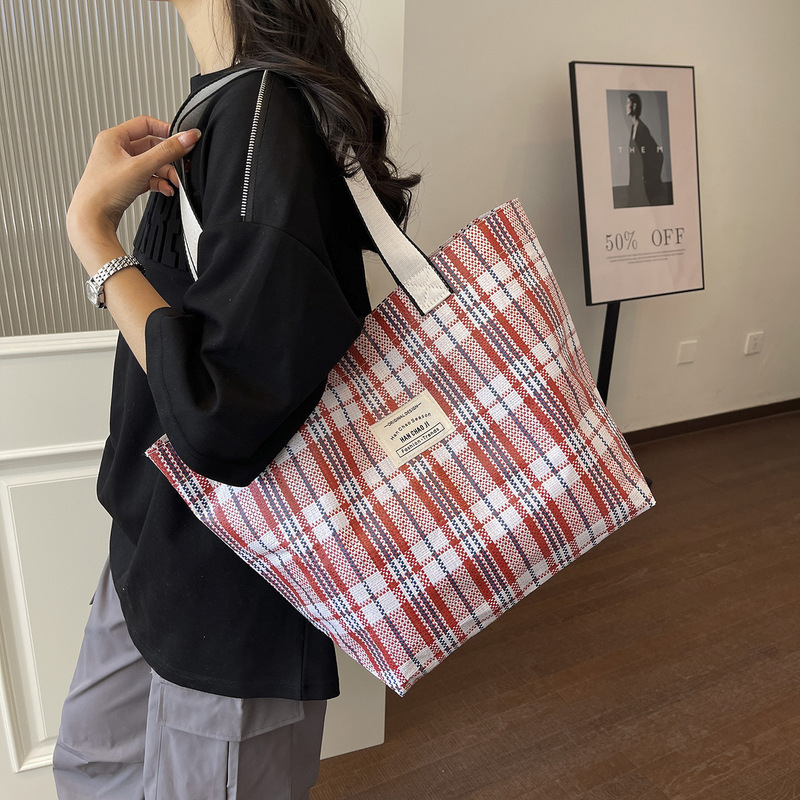 Designer Original Pe Woven Material Shoulder Tote Bag, Eco-Friendly Red, White, and Blue Woven Material Shopping Bag, Can Be Printed with Logo