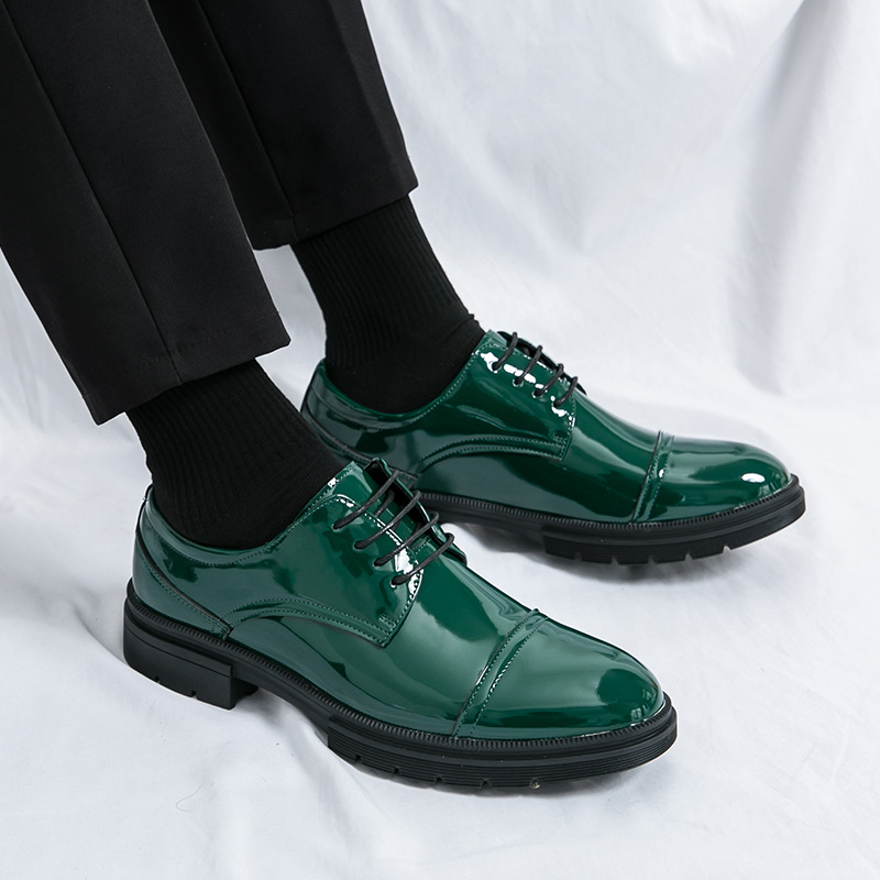 Transfronterizos de tamaño grande otoño nuevos zapatos de cuero casuales de moda para hombres zapatos de negocios de moda coreana novio zapatos de boda image 3