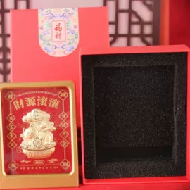 金属工艺品;钥匙扣及钥匙扣配件;手机挂绳