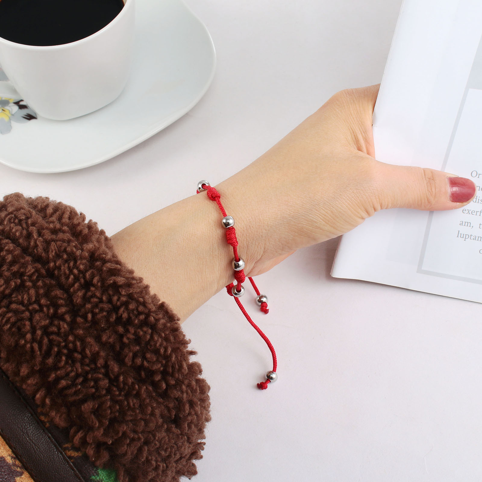 7g Weight No Inlaid Inlay Material Bracelets Classification Fashion Simple Stainless Steel Beaded Transfer Red Rope Bracelet