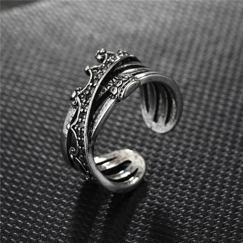 Fashion Geometric Bow Smooth Hollow Metal Ring display picture 4