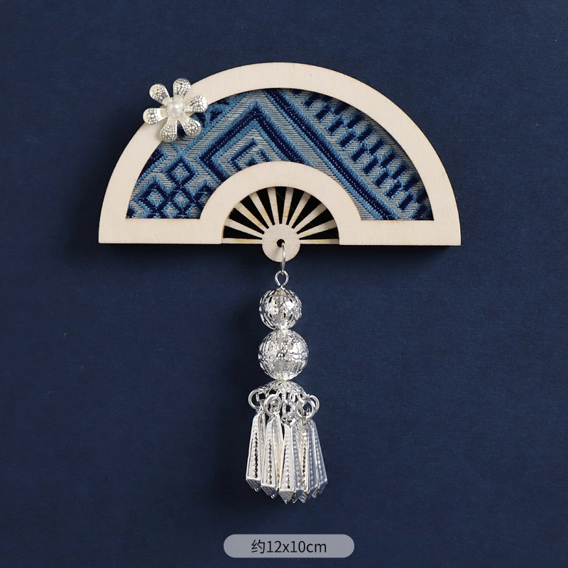 23-Zhuang Brocade Refrigerator Magnet (Blue Fan Flower)
