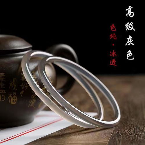 Natural chalcedony jingle bracelet wholesale bracelet 4MM fine simple girl beauty bracelet jingle bracelet jade wire bracelet