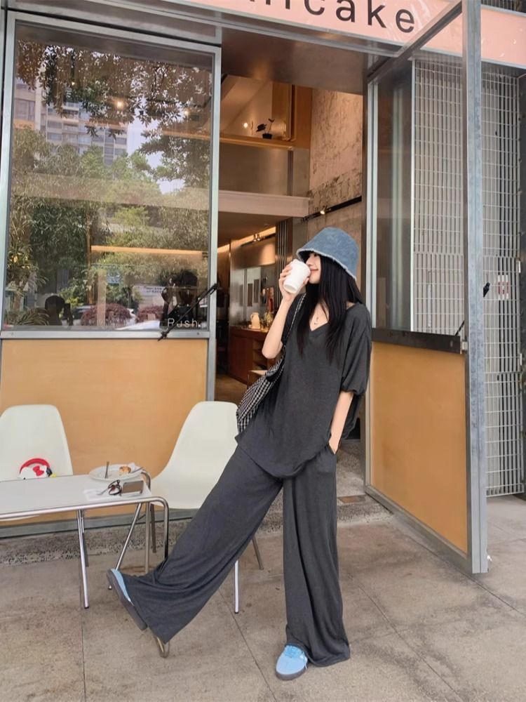 松弛感深灰色运动套装女夏韩系网红慵懒v领短袖t恤垂感长裤两件套