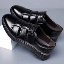 男士真皮凉鞋夏季透气休闲镂空皮鞋包头中老年防滑洞洞鞋厂家直销