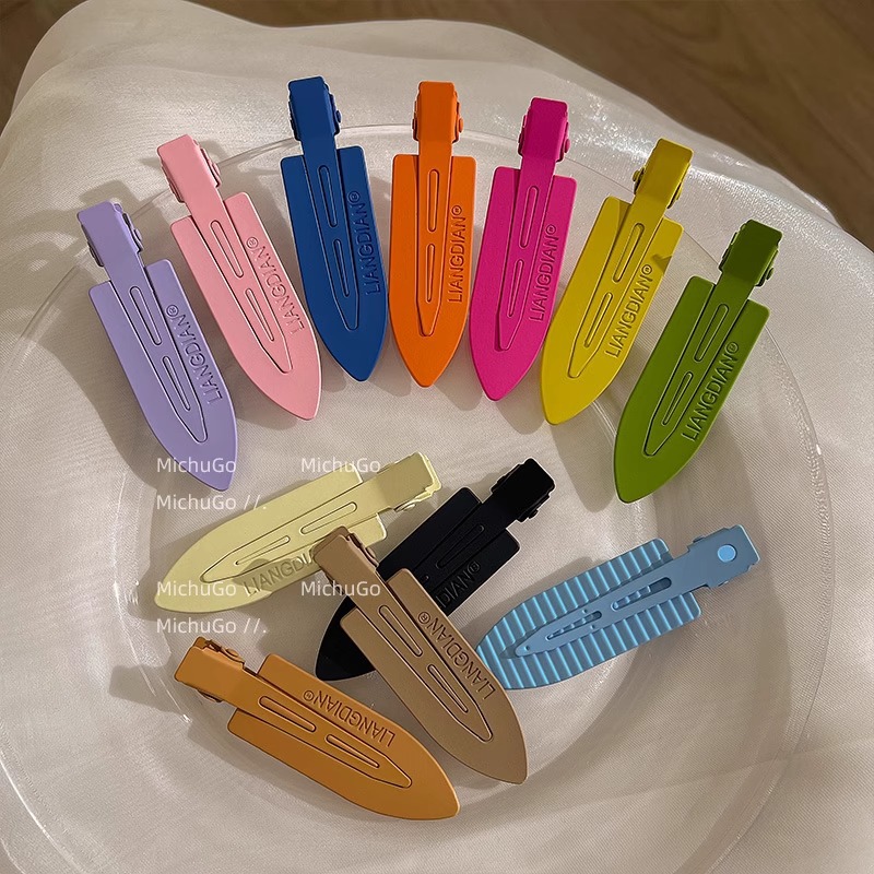 Ciervo blanco mismo estilo de horquilla sin costuras lado femenino frente flequillos clip lateral pequeño clip de maquillaje horquilla de pico de pato clip tocado