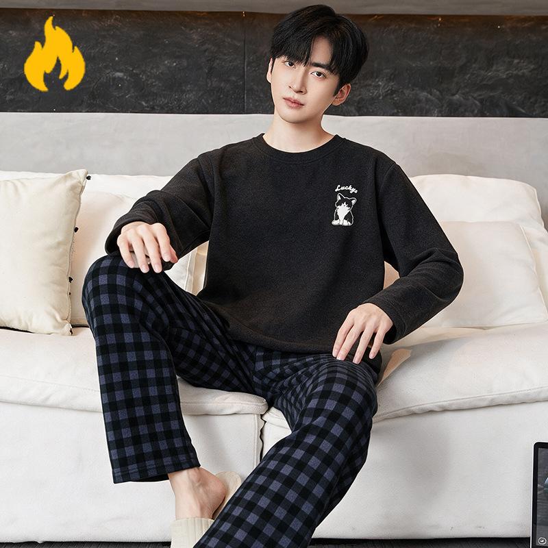 Men's fleece-lined loungewear, thickened for warmth in autumn and winter, featuring a round neck, mulberry silk, and wool blend, in a simple and casual striped design