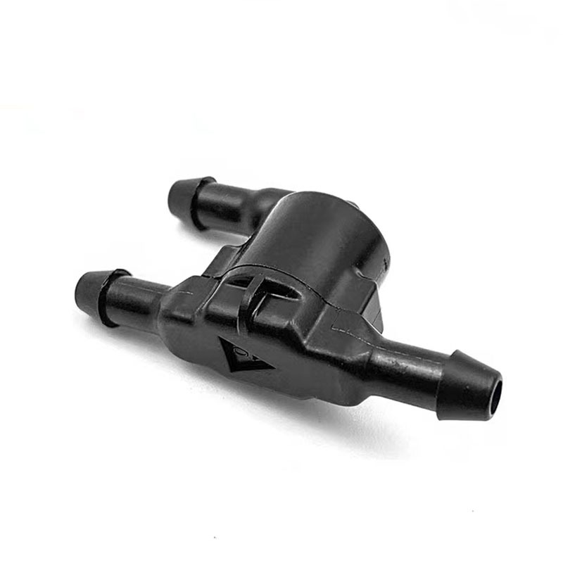 Piezas de automóviles suministro al por mayor limpiaparabrisas tubo de pulverización tubería de conexión tubería de agua del coche tee W26