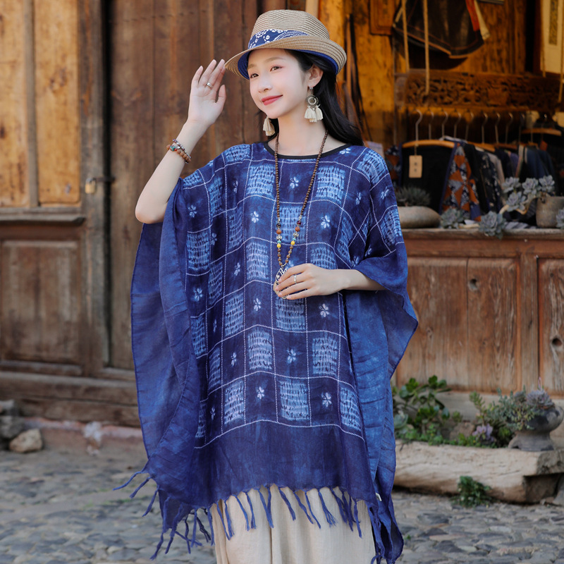 Primavera y verano estilo étnico bufanda teñida azul largo borla chal decorativo bufanda viaje protector solar Toalla de playa para las mujeres