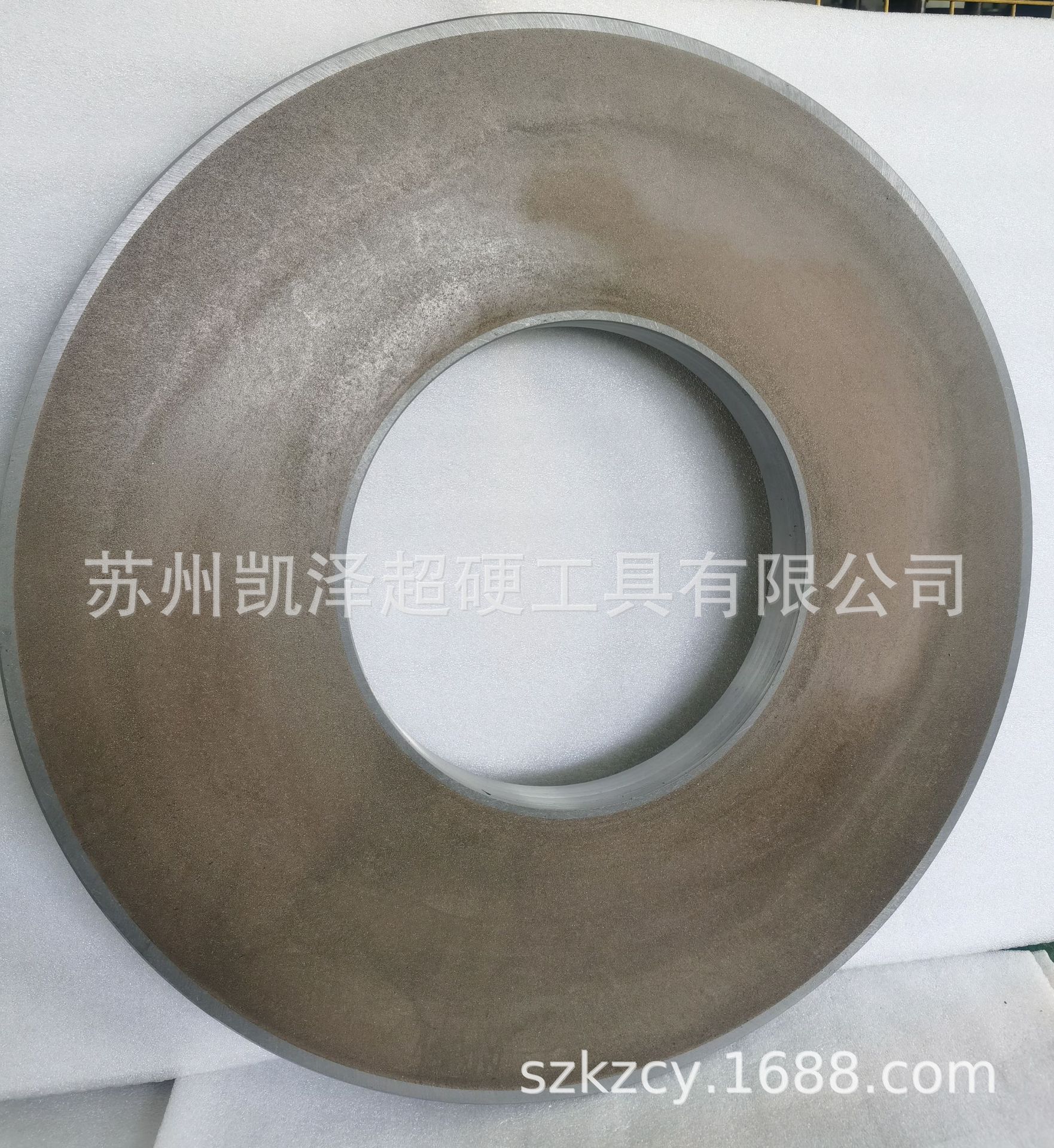 陶瓷球、硬质合金球、钨钢球、玻璃专用金属结合剂金刚石磨盘厂家