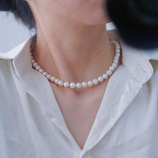 White through-hole nearly round slightly flawed natural freshwater pearls 8-9mm beaded finished handmade DIY necklace bracelet jewelry